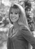 Lori Forest