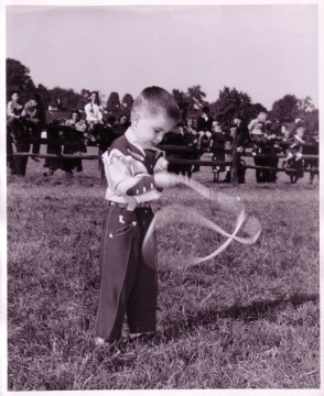 A Trick Lasso Contestant tries his hand at lasso spinning, Roy Rogers and Dale Evans Archives, Library and Archives, Autry Museum; MSA.24.