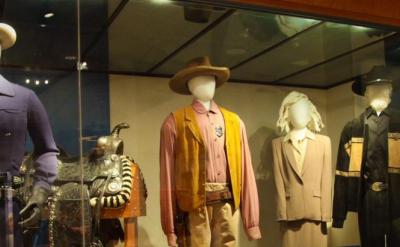 mannequins dressed as old west figures