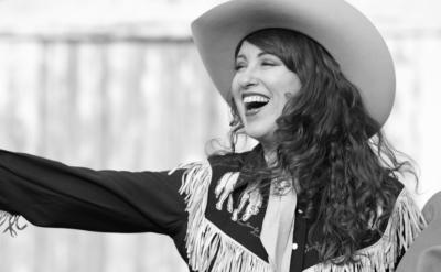 singing cowgirl and cowboy