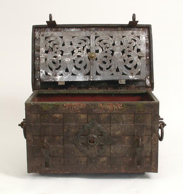 trunk with decorative lid
