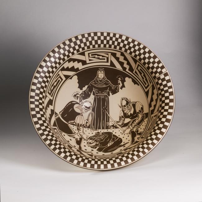 a painted bowl depicts a scene based on the invasion of California by Franciscan missionaries